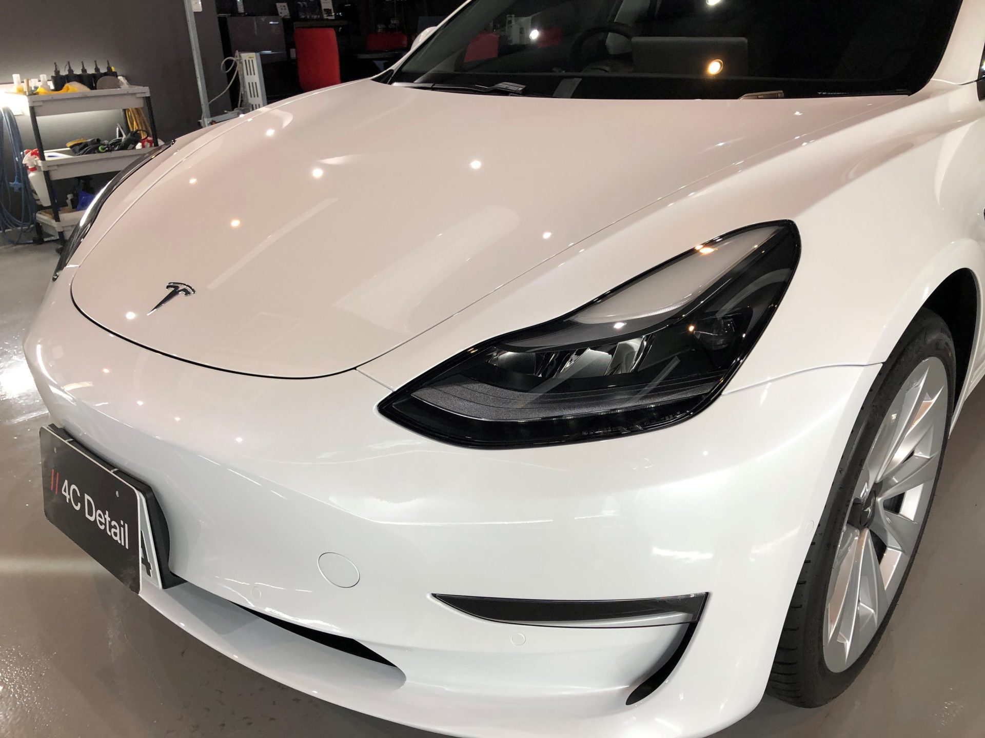 Tesla テスラ モデル3 ガラスコーティング　艶